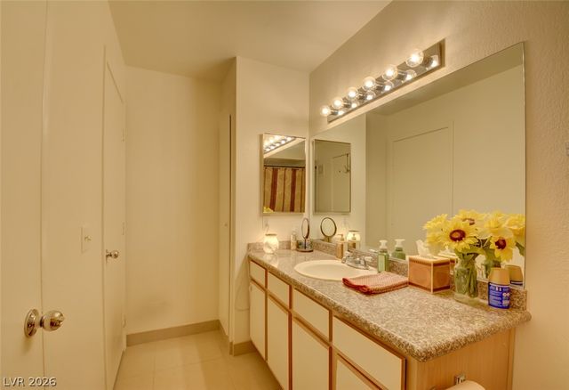2300 East Silverado Ranch Boulevard 2111, Las Vegas, NV 89183
