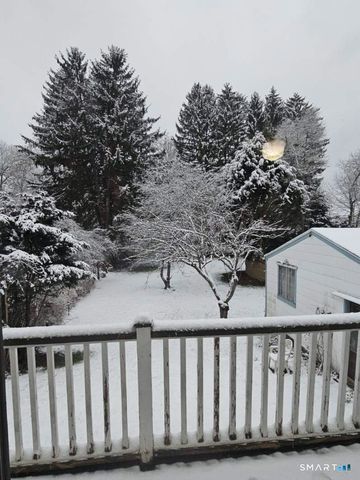 44 Woodlawn Avenue, Ansonia, CT 06401