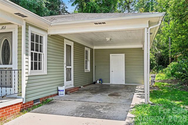 303 N White Street, Lancaster, SC 29720