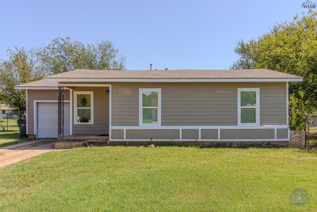 4219 MCNIEL AVENUE, Wichita Falls, TX 76308