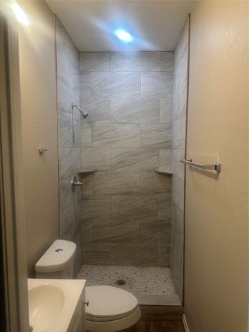 208 Washington Street, Bowie, TX 76230