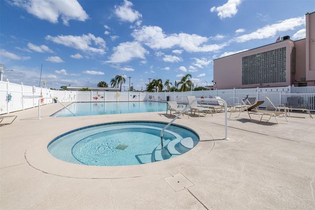 2712 17TH STREET LANE W, Bradenton, FL 34205