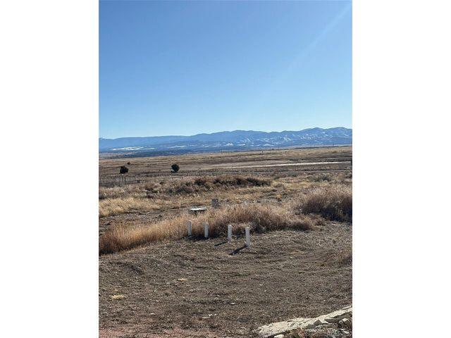 307 S Montecito Dr, Pueblo, CO 81007