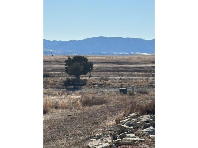 307 S Montecito Dr, Pueblo, CO 81007