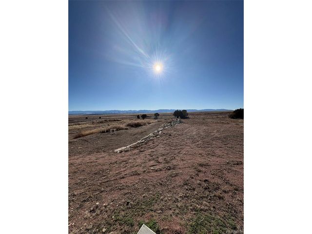 307 S Montecito Dr, Pueblo, CO 81007