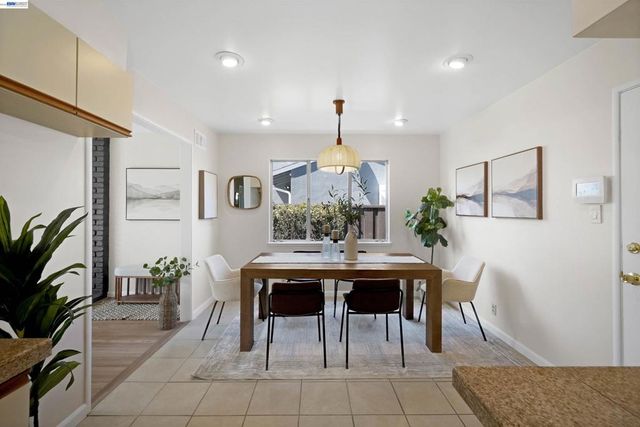 26003 Dodge Ave, Hayward, CA 94545