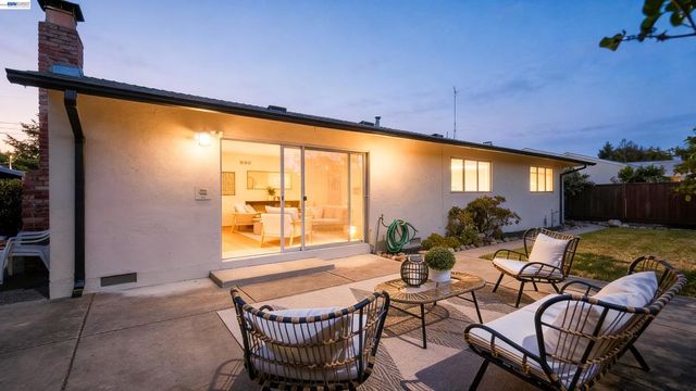 26003 Dodge Ave, Hayward, CA 94545