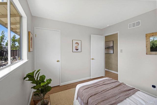 26003 Dodge Ave, Hayward, CA 94545