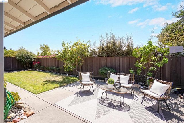 26003 Dodge Ave, Hayward, CA 94545