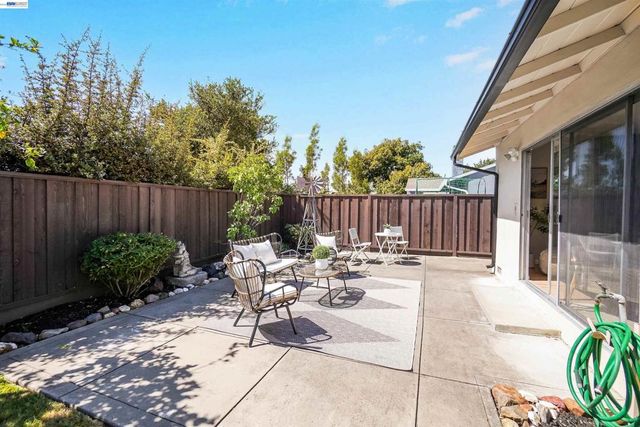 26003 Dodge Ave, Hayward, CA 94545