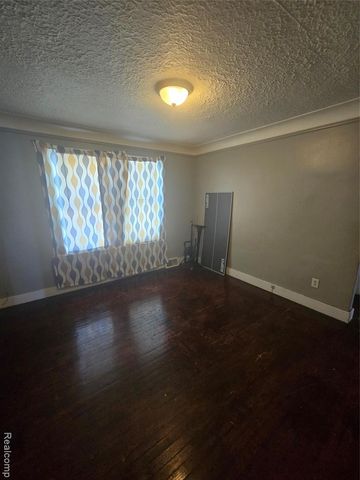 14002 Wisconsin Street, Detroit, MI 48238