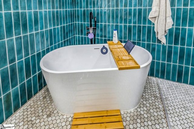 603 Creighton Drive, Taylors, SC 29687