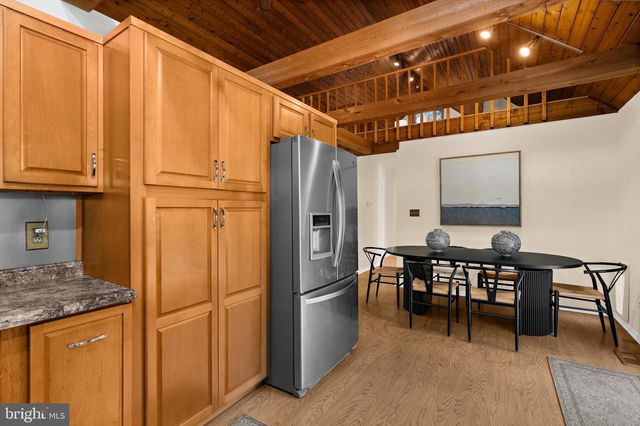 8208 EDWIN RAYNOR, Pasadena, MD 21122