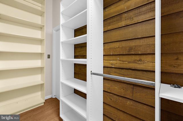 8208 EDWIN RAYNOR, Pasadena, MD 21122