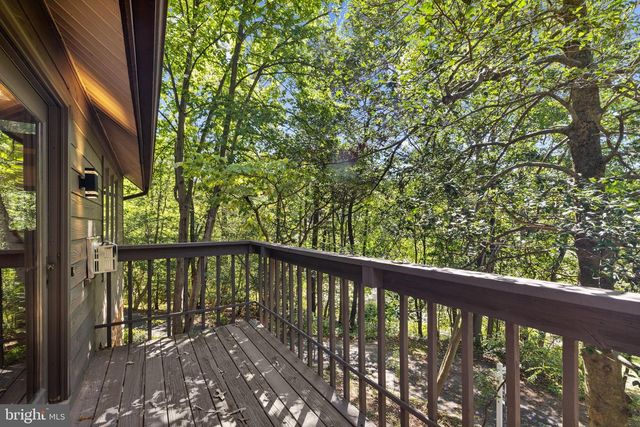 8208 EDWIN RAYNOR, Pasadena, MD 21122