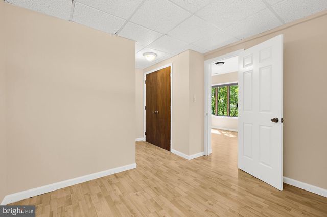 8208 EDWIN RAYNOR, Pasadena, MD 21122