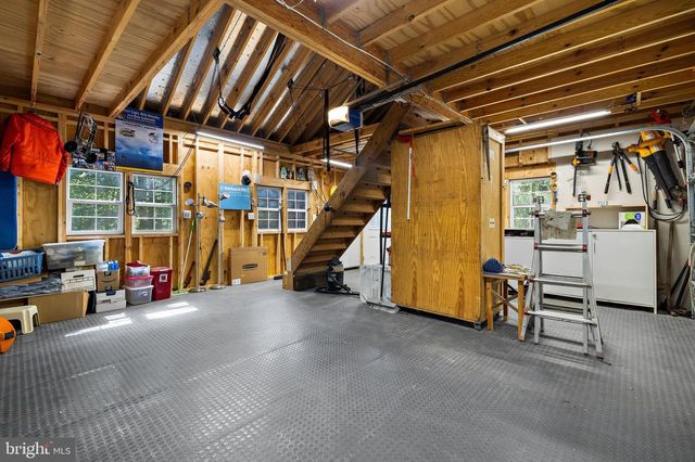 8208 EDWIN RAYNOR, Pasadena, MD 21122