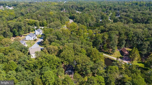 8208 EDWIN RAYNOR, Pasadena, MD 21122