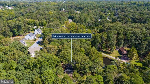8208 EDWIN RAYNOR, Pasadena, MD 21122