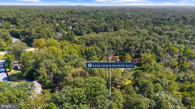 8208 EDWIN RAYNOR, Pasadena, MD 21122