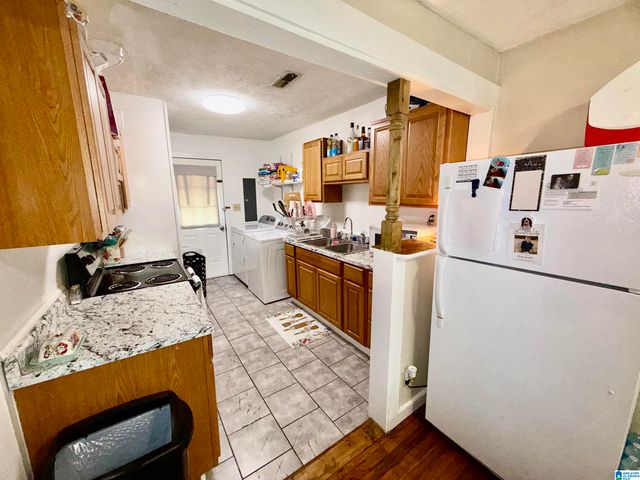 205 NOBLE AVENUE, Sylacauga, AL 35150