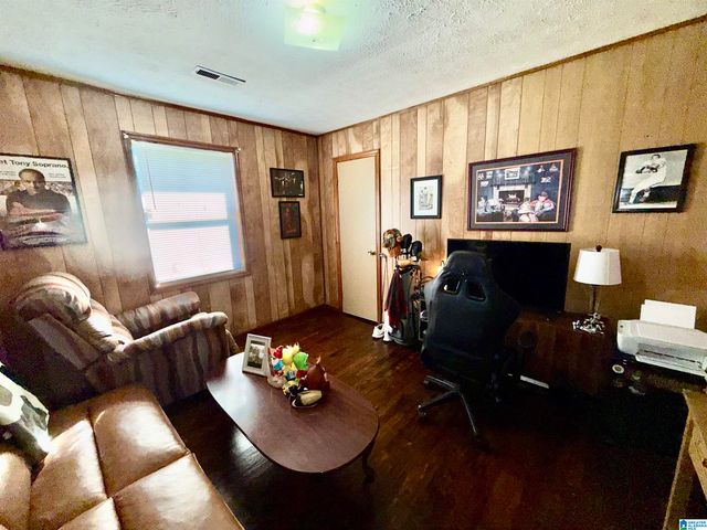 205 NOBLE AVENUE, Sylacauga, AL 35150