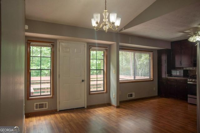 381 Windsor Walk SE, Conyers, GA 30094