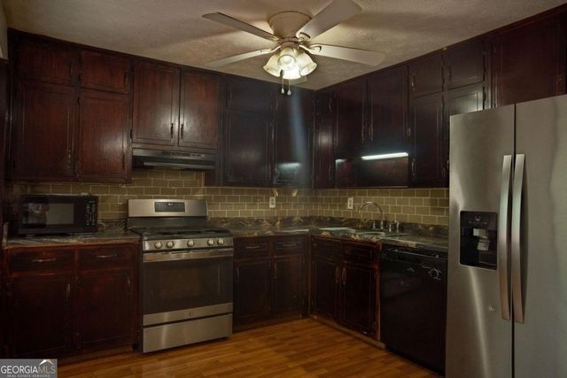 381 Windsor Walk SE, Conyers, GA 30094