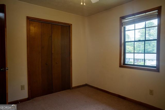 381 Windsor Walk SE, Conyers, GA 30094