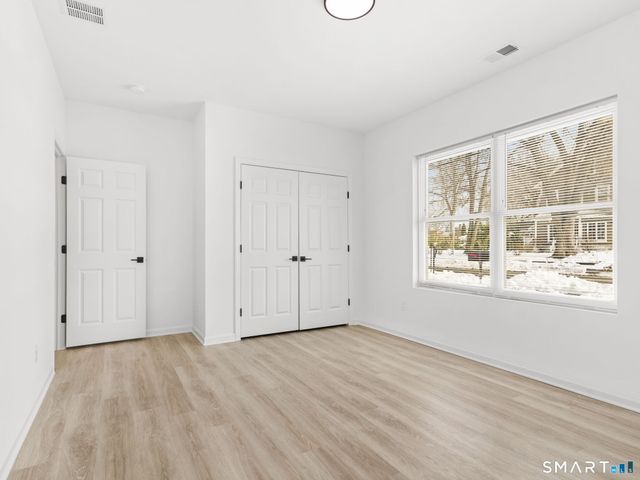 1974 Kings Highway 1974, Fairfield, CT 06824