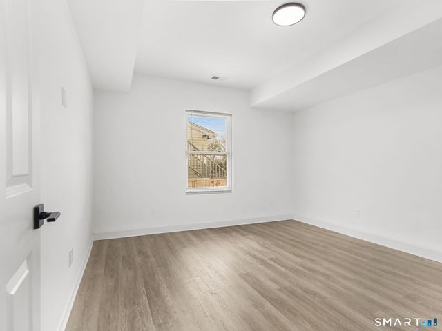 1974 Kings Highway 1974, Fairfield, CT 06824