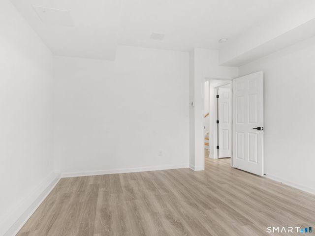 1974 Kings Highway 1974, Fairfield, CT 06824