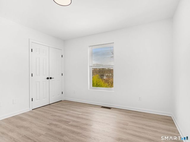 1974 Kings Highway 1974, Fairfield, CT 06824