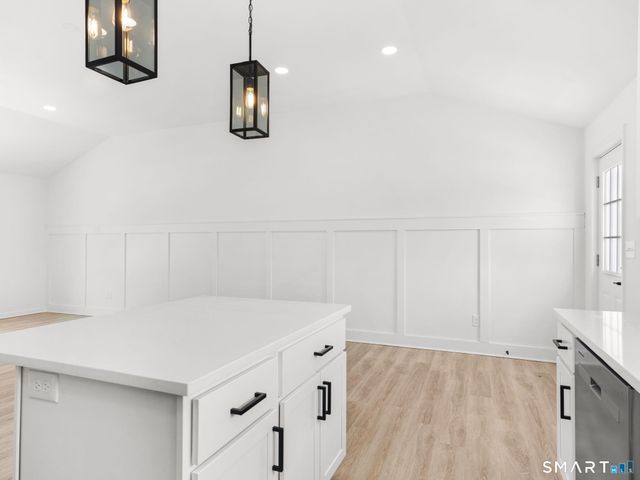 1974 Kings Highway 1974, Fairfield, CT 06824