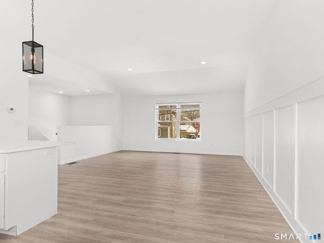 1974 Kings Highway 1974, Fairfield, CT 06824