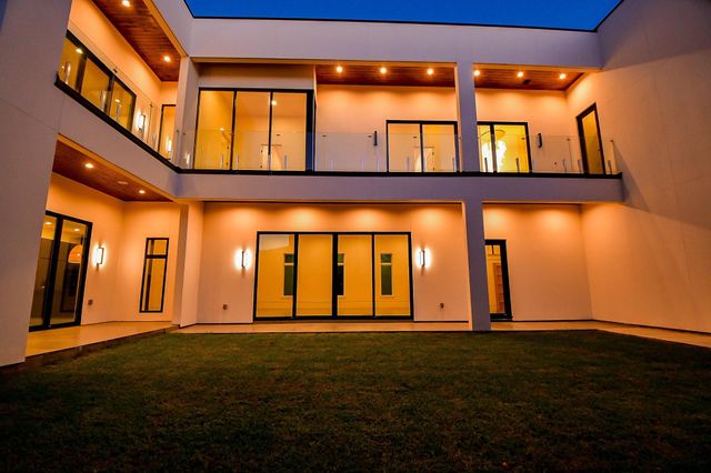 7218 Schiller Street, Houston, TX 77055