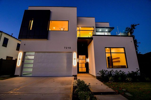 7218 Schiller Street, Houston, TX 77055
