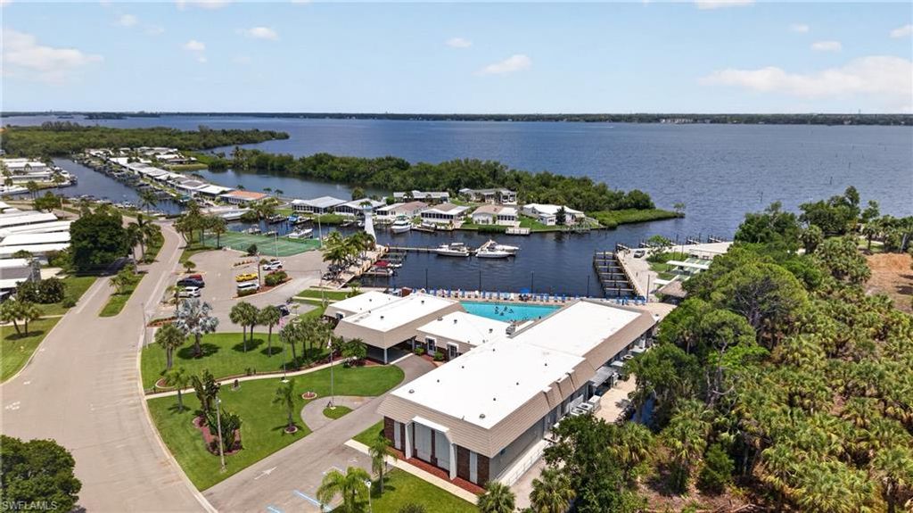 14527 Paul Revere LOOP, NORTH FORT MYERS, FL 33917 — photo 2