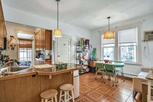 33 Shannon St 1, Boston, MA 02135