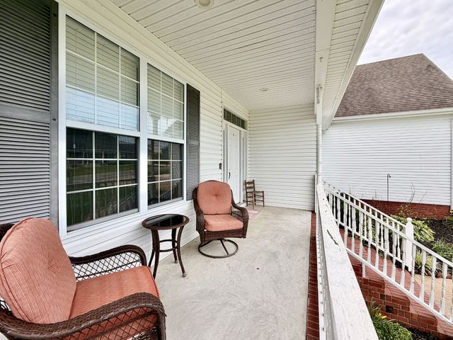 711 Milky Way Dr, Pulaski, TN 38478