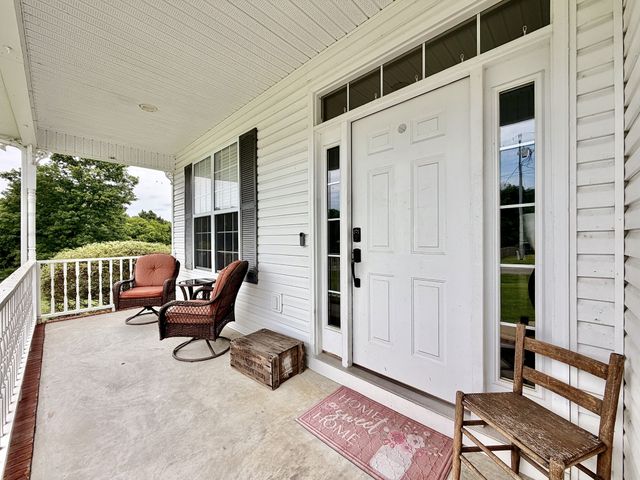 711 Milky Way Dr, Pulaski, TN 38478