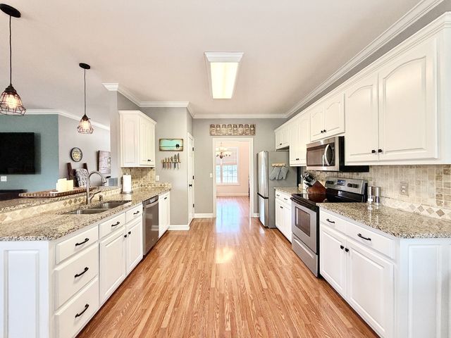 711 Milky Way Dr, Pulaski, TN 38478