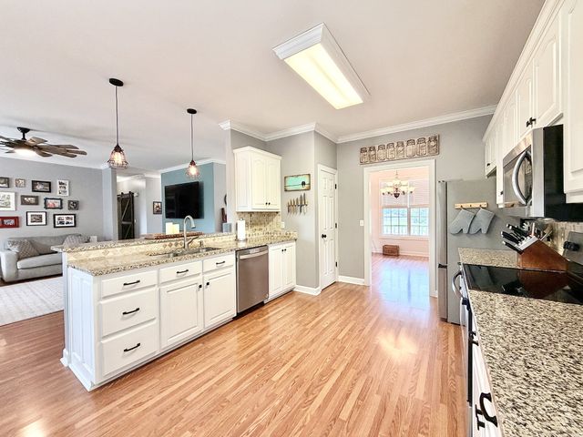 711 Milky Way Dr, Pulaski, TN 38478