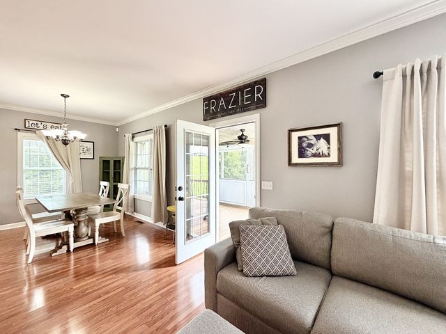 711 Milky Way Dr, Pulaski, TN 38478