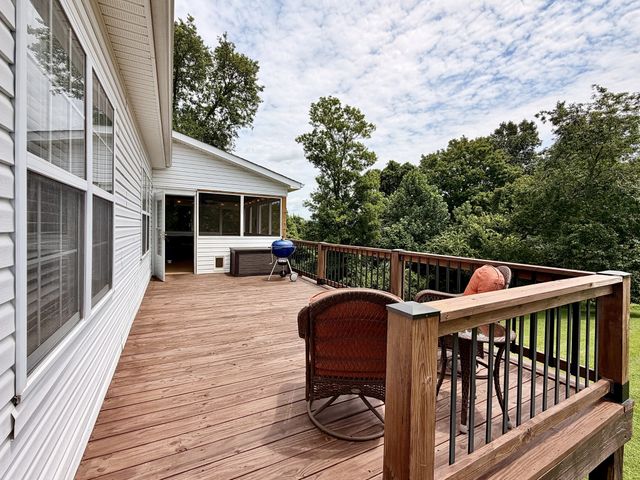 711 Milky Way Dr, Pulaski, TN 38478