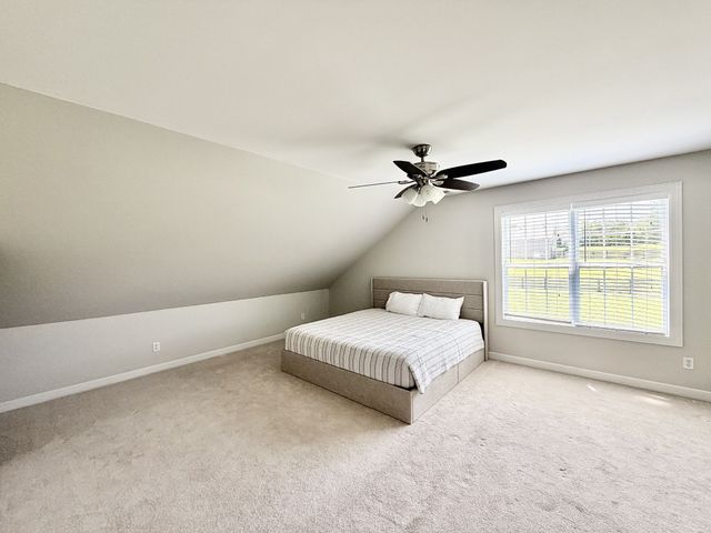 711 Milky Way Dr, Pulaski, TN 38478