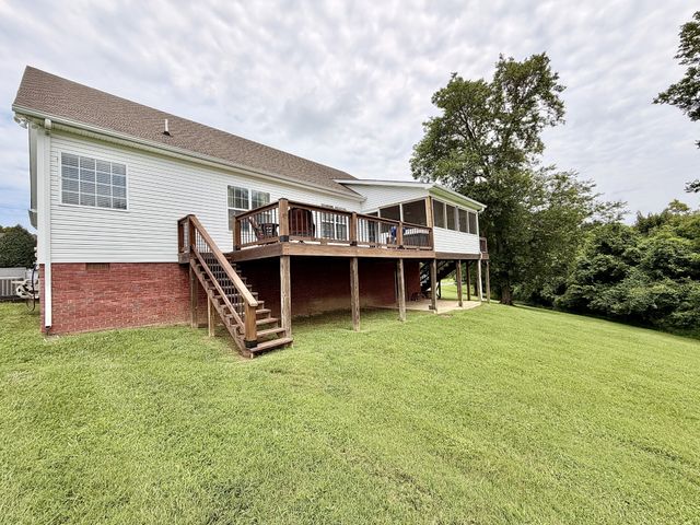 711 Milky Way Dr, Pulaski, TN 38478