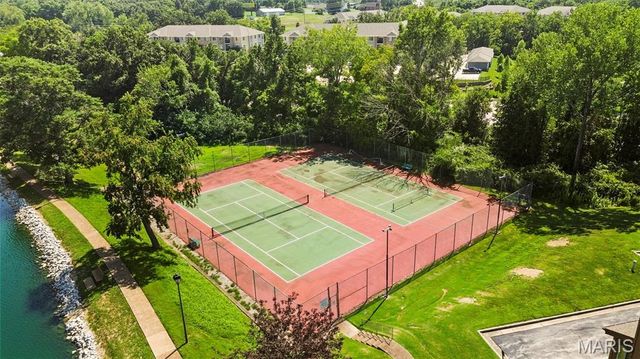 1702 Hemingway Lane D, Weldon Spring, MO 63304
