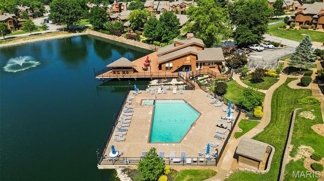 1702 Hemingway Lane D, Weldon Spring, MO 63304
