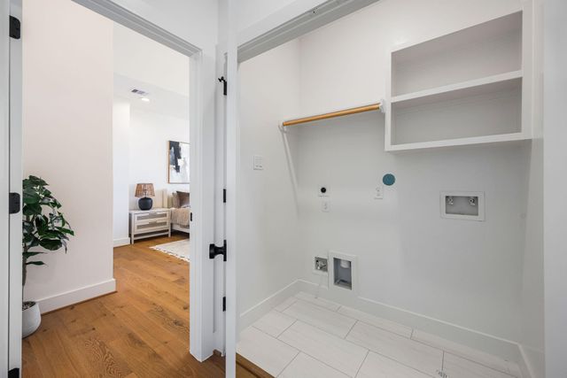 2810 Mills Street, Houston, TX 77026